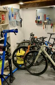 Lire la suite à propos de l’article Du beau monde chez MANIVELO Réparateur de vélos à domicile